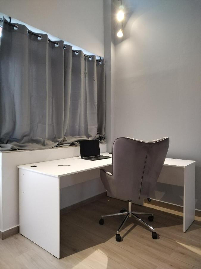 Kingsway Mezzanine Appartement *